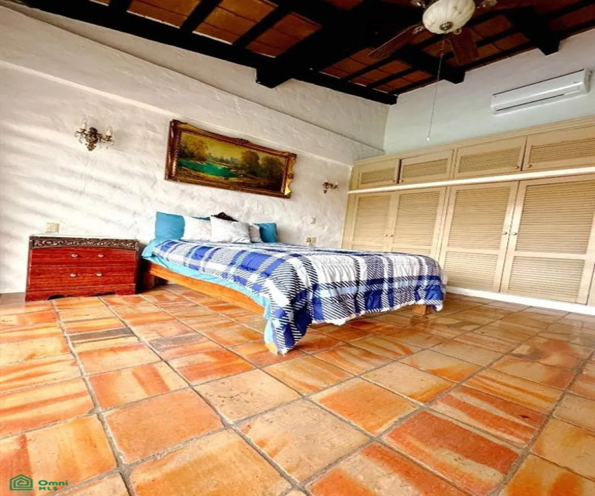 Departamento En Venta,Marina Vallarta,Paseo de la Marina 4416, Puerto Vallarta, Jalisco 48354, 2 Habitaciones,2 Baños,Paseo de la Marina,3,MX25966173