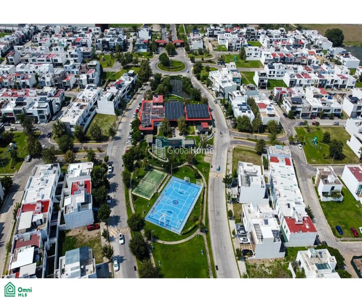 Casa En Venta,Punto Sur,Alameda punto sur 6236, Tlajomulco de Zuniga, Jalisco 45645, 3 Habitaciones,5 Baños,Alameda punto sur,3,MX25966187