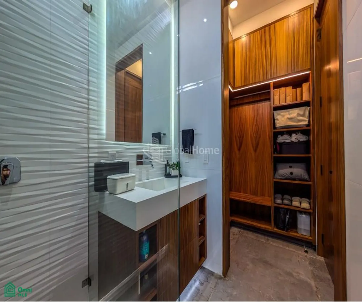 Casa En Venta,Punto Sur,Alameda punto sur 6236, Tlajomulco de Zuniga, Jalisco 45645, 3 Habitaciones,5 Baños,Alameda punto sur,3,MX25966187