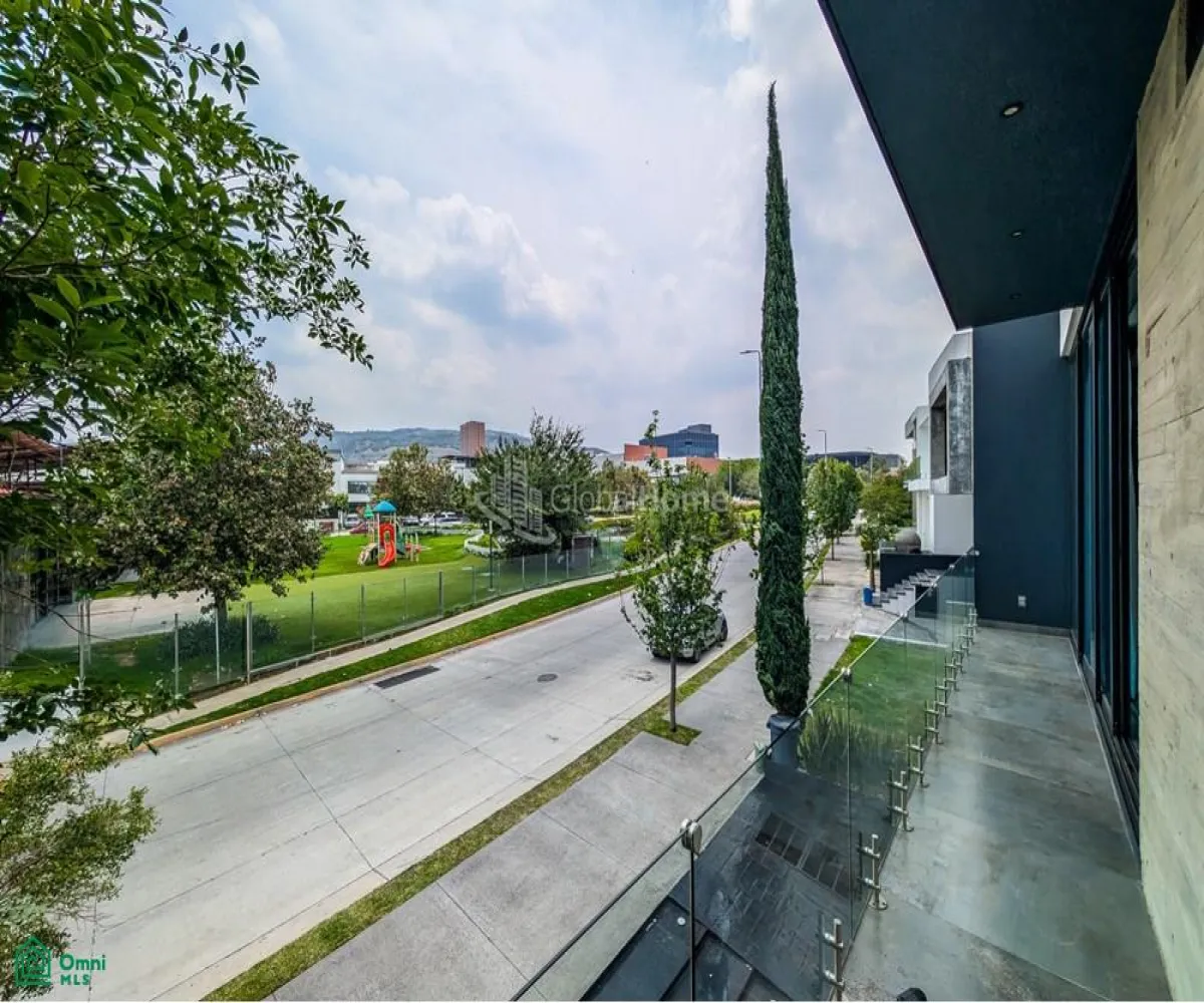 Casa En Venta,Punto Sur,Alameda punto sur 6236, Tlajomulco de Zuniga, Jalisco 45645, 3 Habitaciones,5 Baños,Alameda punto sur,3,MX25966187