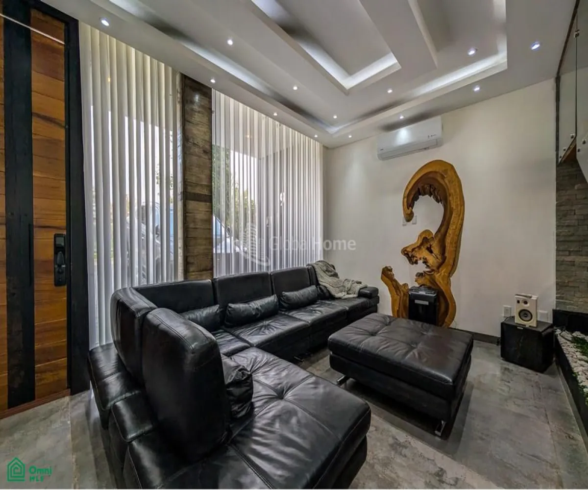 Casa En Venta,Punto Sur,Alameda punto sur 6236, Tlajomulco de Zuniga, Jalisco 45645, 3 Habitaciones,5 Baños,Alameda punto sur,3,MX25966187