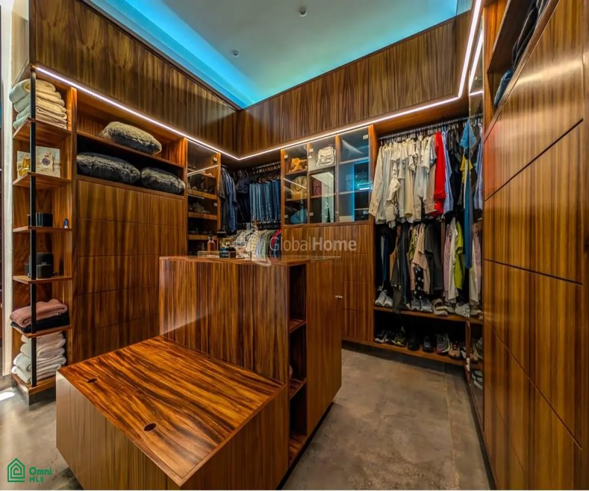 Casa En Venta,Punto Sur,Alameda punto sur 6236, Tlajomulco de Zuniga, Jalisco 45645, 3 Habitaciones,5 Baños,Alameda punto sur,3,MX25966187