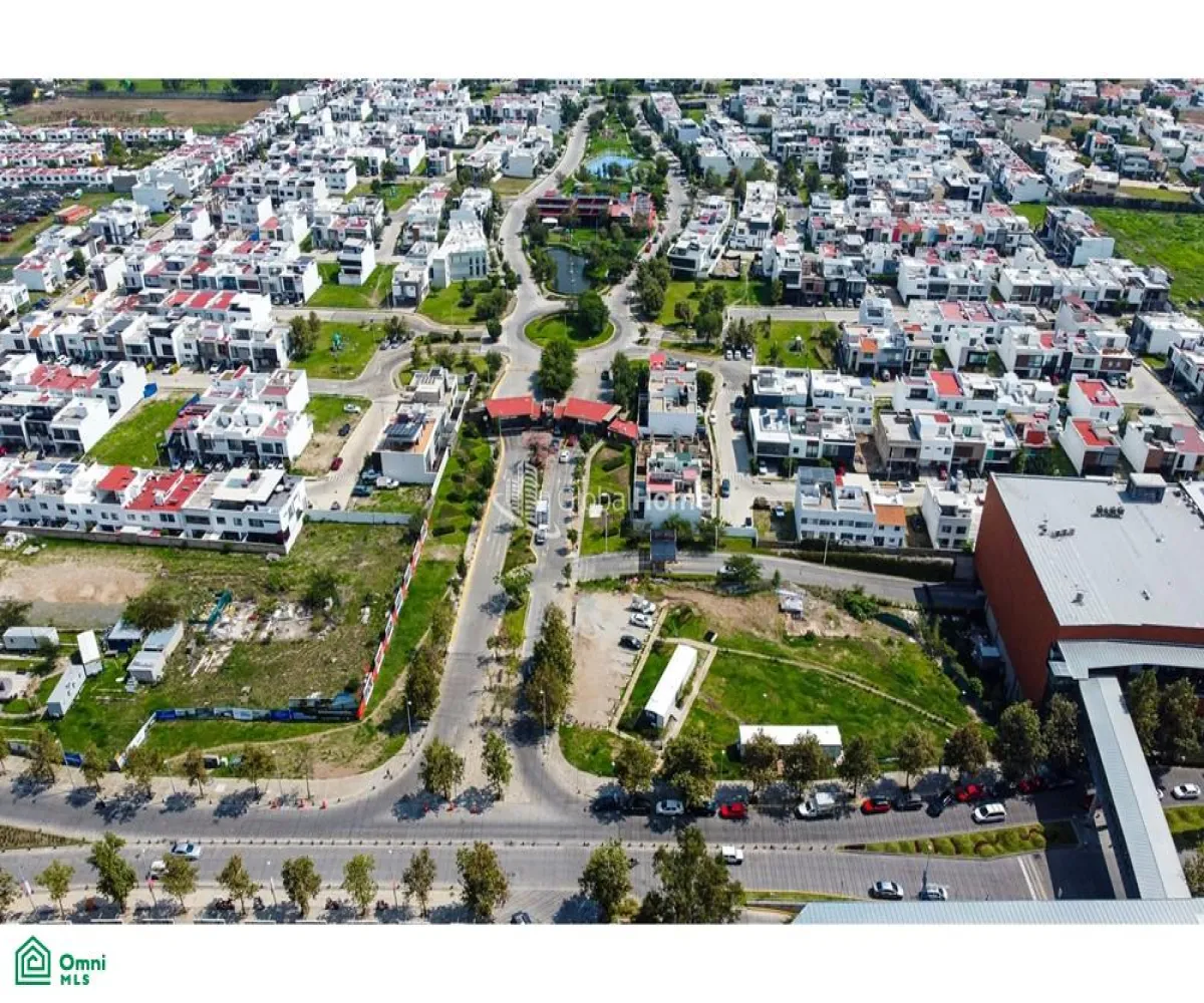 Casa En Venta,Punto Sur,Alameda punto sur 6236, Tlajomulco de Zuniga, Jalisco 45645, 3 Habitaciones,5 Baños,Alameda punto sur,3,MX25966187