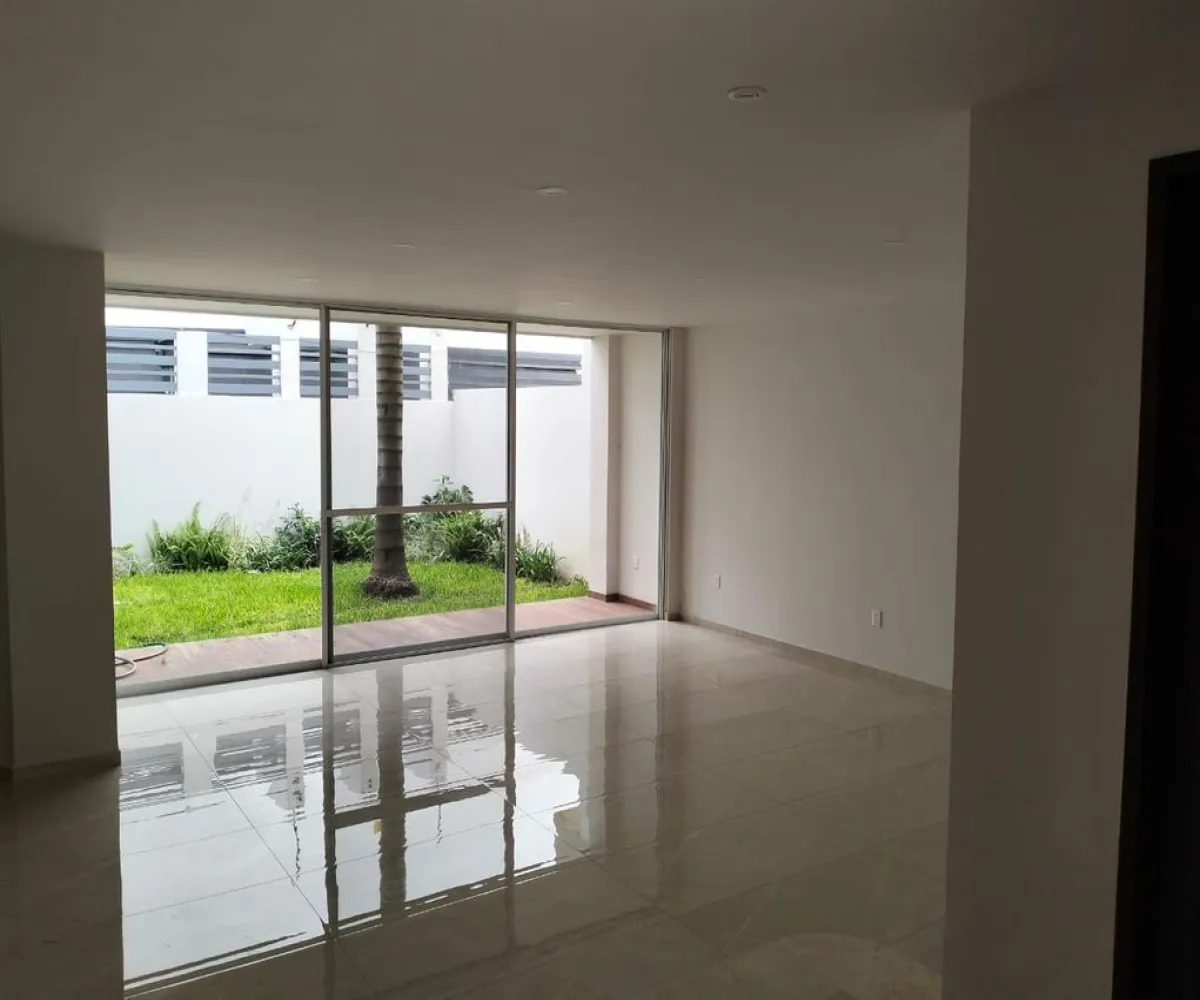 Casa En Venta,Jardín Real,Monarquia Sur 48, Zapopan, Jalisco 45136, 4 Habitaciones,4 Baños,Monarquia Sur,1,p8Awz1b