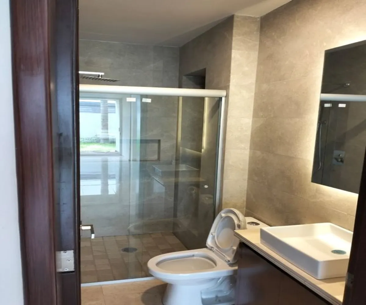 Casa En Venta,Jardín Real,Monarquia Sur 48, Zapopan, Jalisco 45136, 4 Habitaciones,4 Baños,Monarquia Sur,1,p8Awz1b