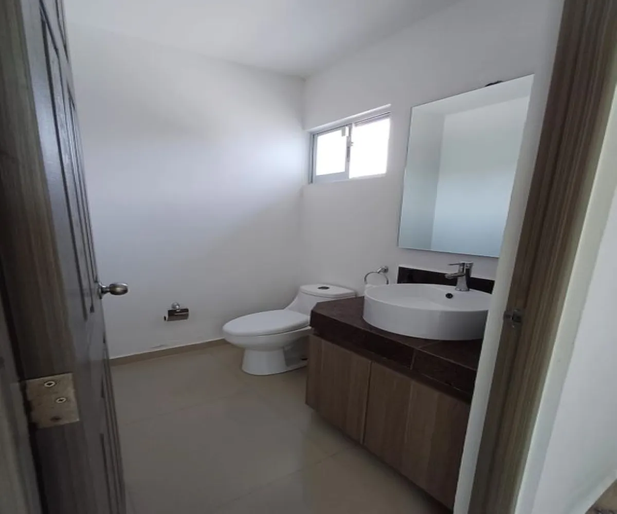 Casa En Venta,Residencial Santa Fe,Paseo de la Perdiz 18, Corregidora, Querétaro 76930, 3 Habitaciones,3 Baños,Paseo de la Perdiz,2,pfL4Bp1