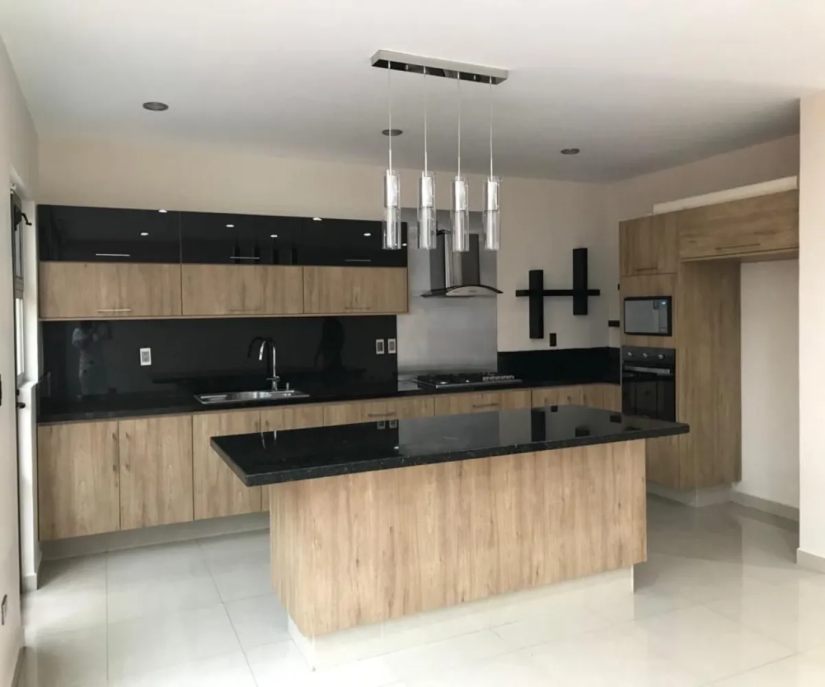 Casa En Renta,Avenida Punto Sur 6387, Tlajomulco de Zúñiga, Jalisco 45645, 3 Habitaciones,2 Baños,Avenida Punto Sur,1,ppltnb4