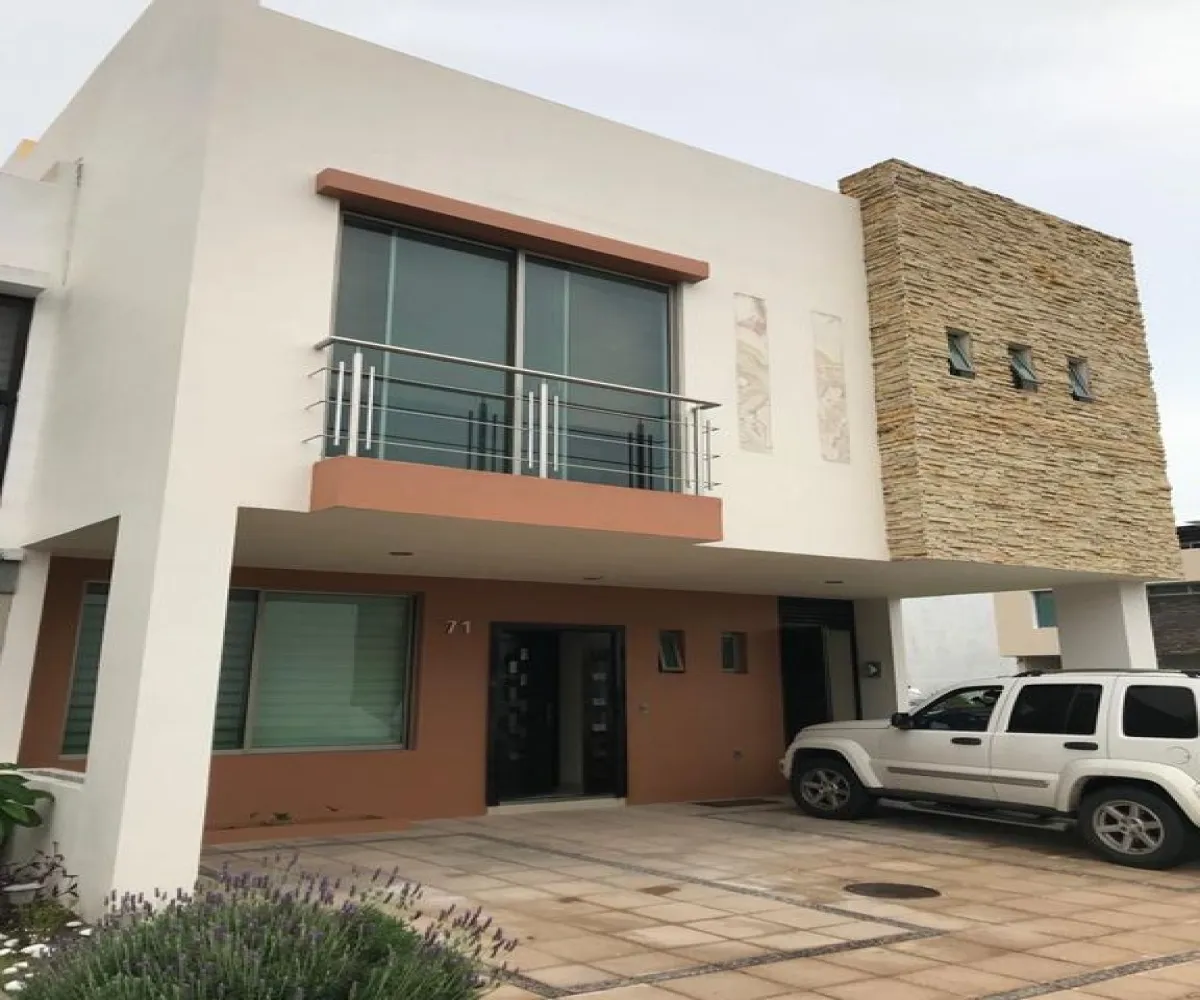 Casa En Renta,Avenida Punto Sur 6387, Tlajomulco de Zúñiga, Jalisco 45645, 3 Habitaciones,2 Baños,Avenida Punto Sur,1,ppltnb4