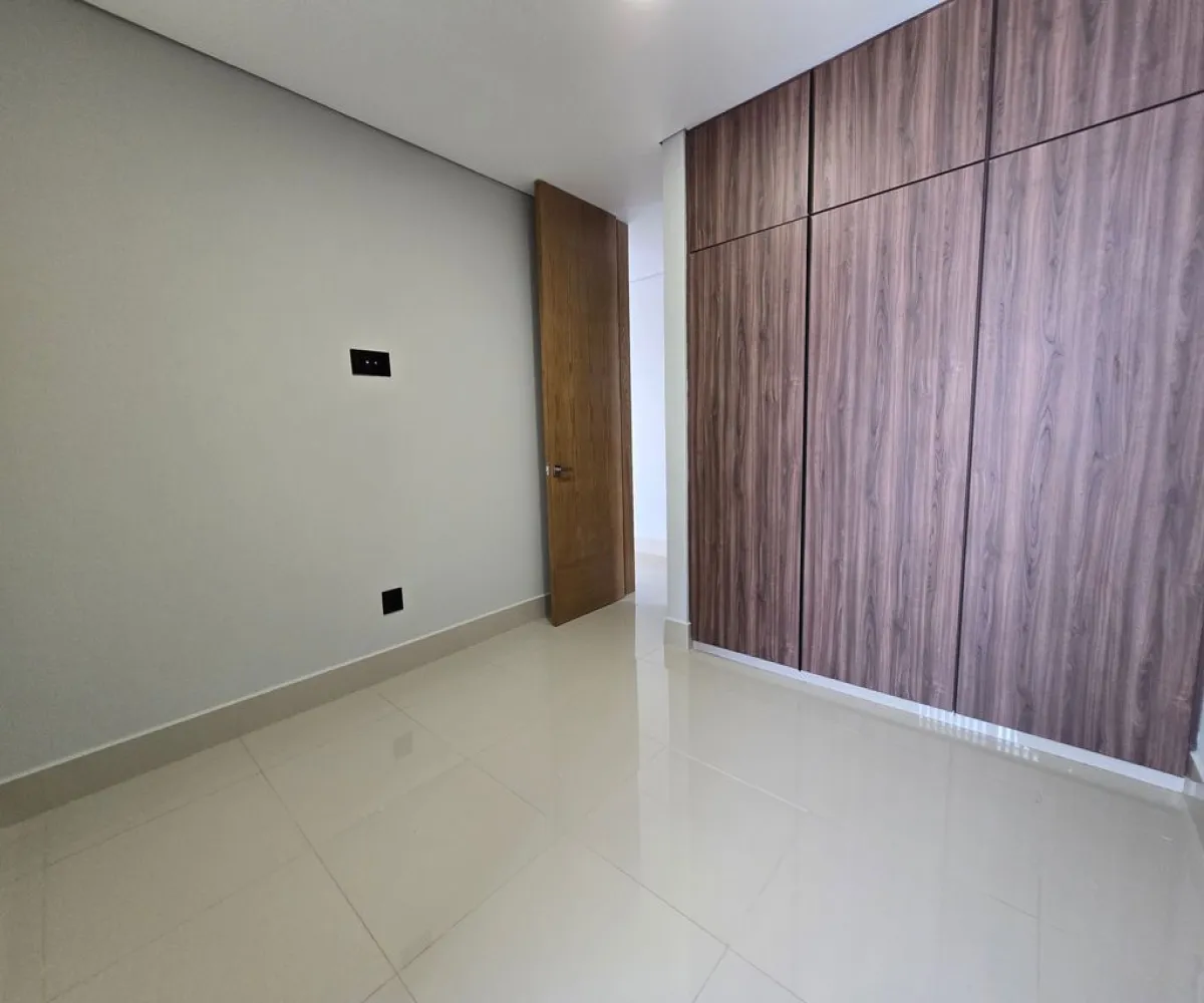 Casa En Venta,solares,Paseo Altanza 219 219, Zapopan, Jalisco 45134, 4 Habitaciones,4 Baños,Paseo Altanza,3,pzCj4Wg