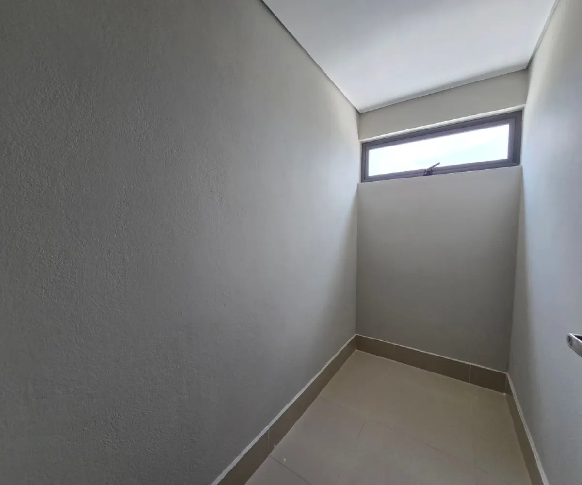 Casa En Venta,solares,Paseo Altanza 219 219, Zapopan, Jalisco 45134, 4 Habitaciones,4 Baños,Paseo Altanza,3,pzCj4Wg