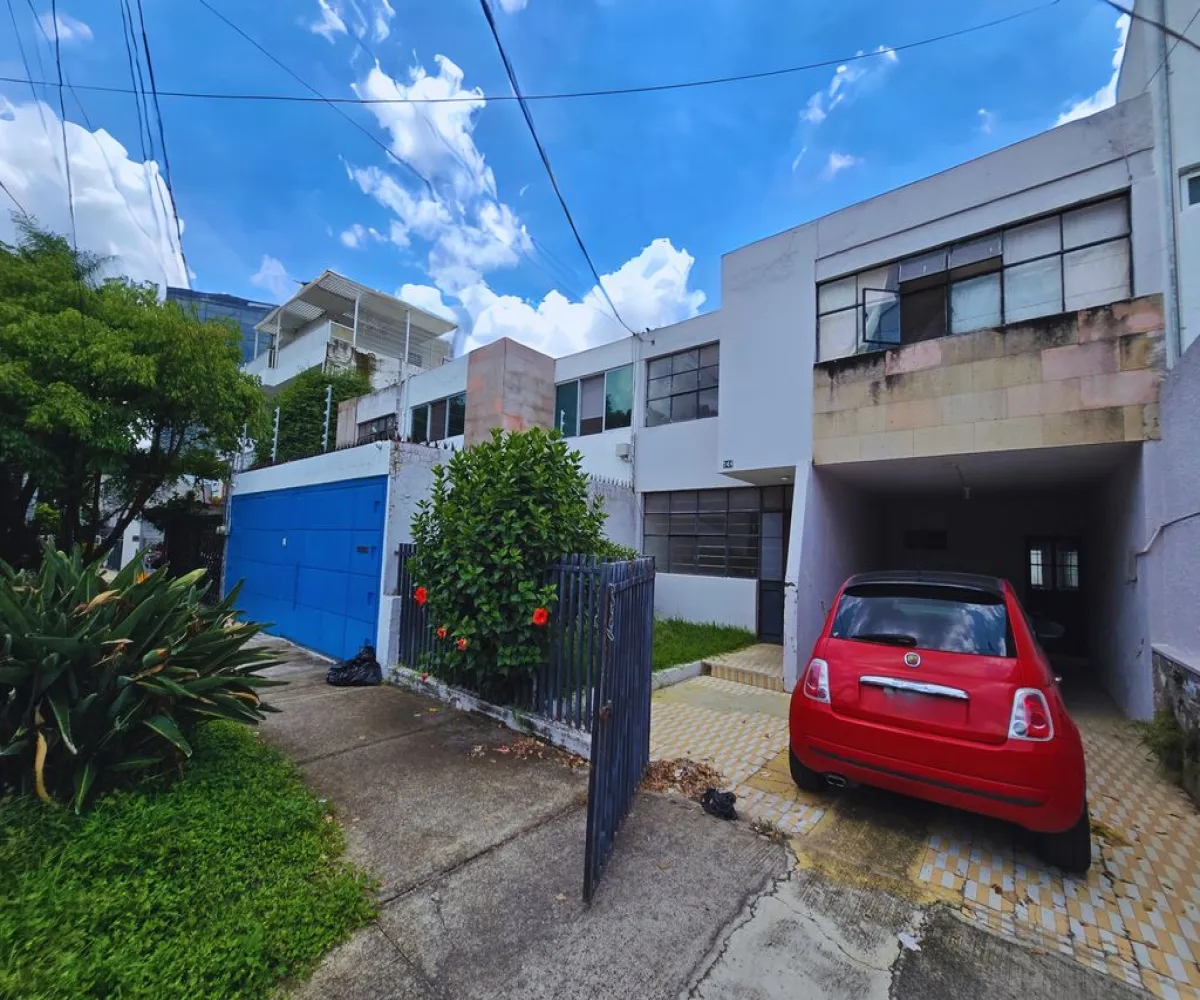 Casa En Venta,Italia Providencia,Calle Aurelio Luis Gallardo 744, Guadalajara, Jalisco 44648, 5 Habitaciones,2 Baños,Calle Aurelio Luis Gallardo,1,px0Ovkk