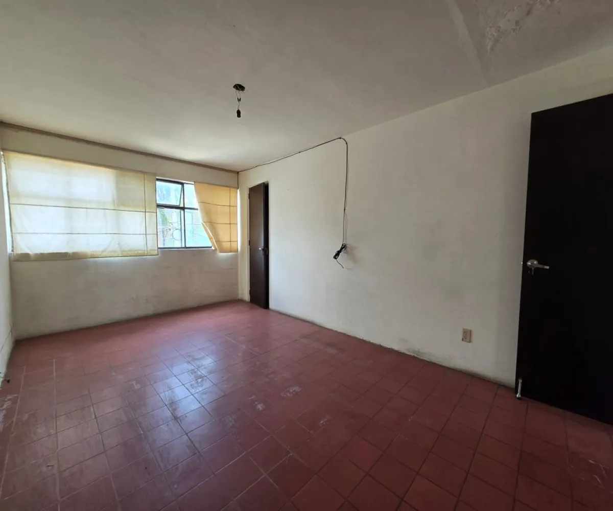 Casa En Venta,Italia Providencia,Calle Aurelio Luis Gallardo 744, Guadalajara, Jalisco 44648, 5 Habitaciones,2 Baños,Calle Aurelio Luis Gallardo,1,px0Ovkk