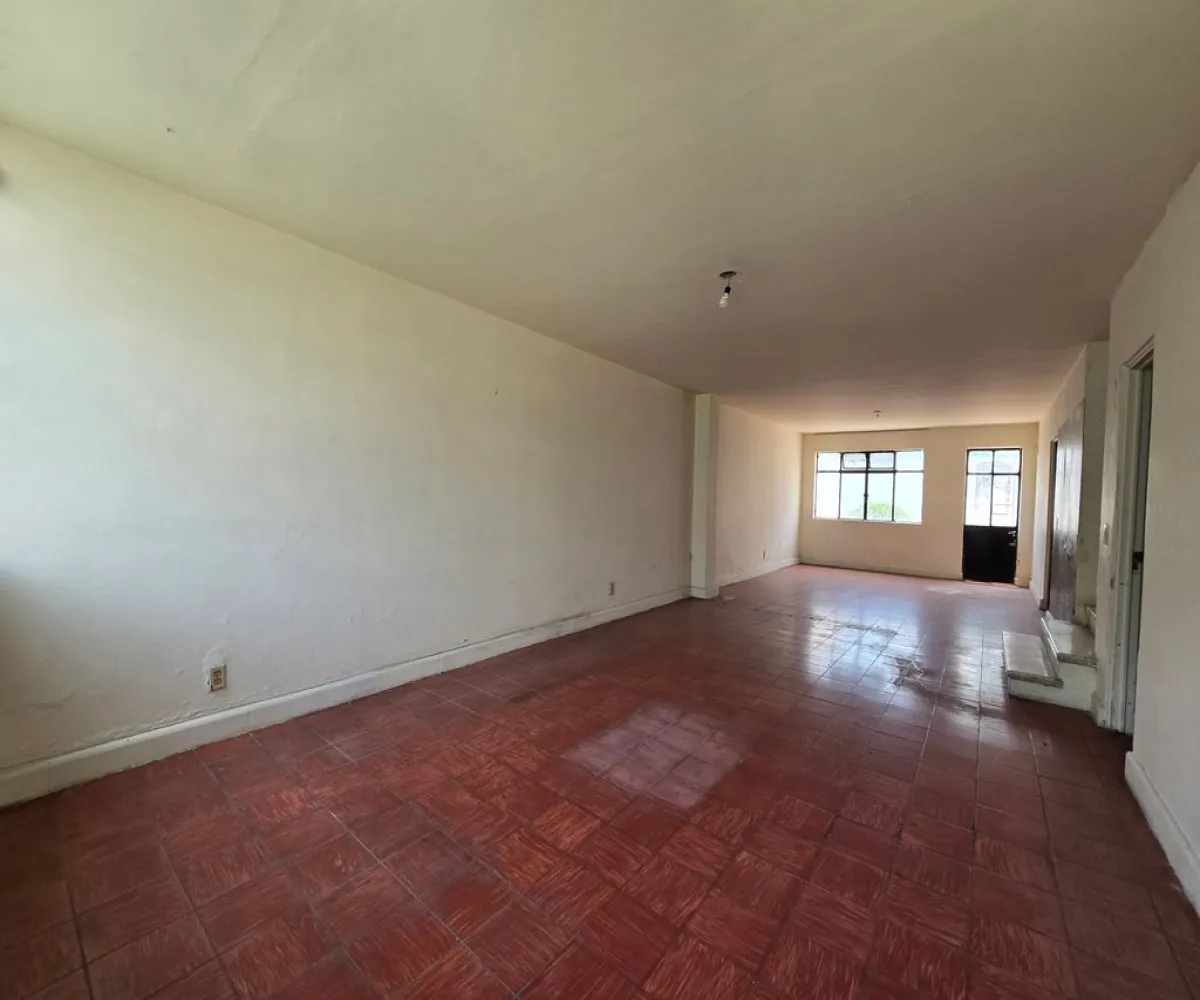 Casa En Venta,Italia Providencia,Calle Aurelio Luis Gallardo 744, Guadalajara, Jalisco 44648, 5 Habitaciones,2 Baños,Calle Aurelio Luis Gallardo,1,px0Ovkk