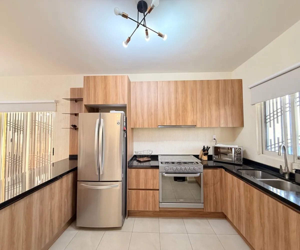 Casa En Venta,Boulevard Alta California 1201, Tlajomulco de Zúñiga, Jalisco 45650, 4 Habitaciones,3 Baños,Boulevard Alta California,2,p8YlHgU