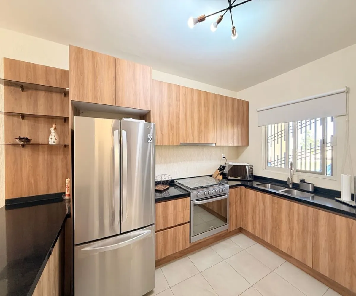 Casa En Venta,Boulevard Alta California 1201, Tlajomulco de Zúñiga, Jalisco 45650, 4 Habitaciones,3 Baños,Boulevard Alta California,2,p8YlHgU