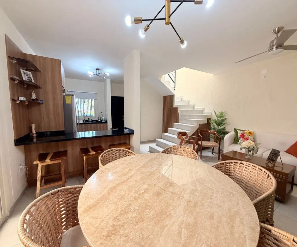 Casa En Venta,Boulevard Alta California 1201, Tlajomulco de Zúñiga, Jalisco 45650, 4 Habitaciones,3 Baños,Boulevard Alta California,2,p8YlHgU