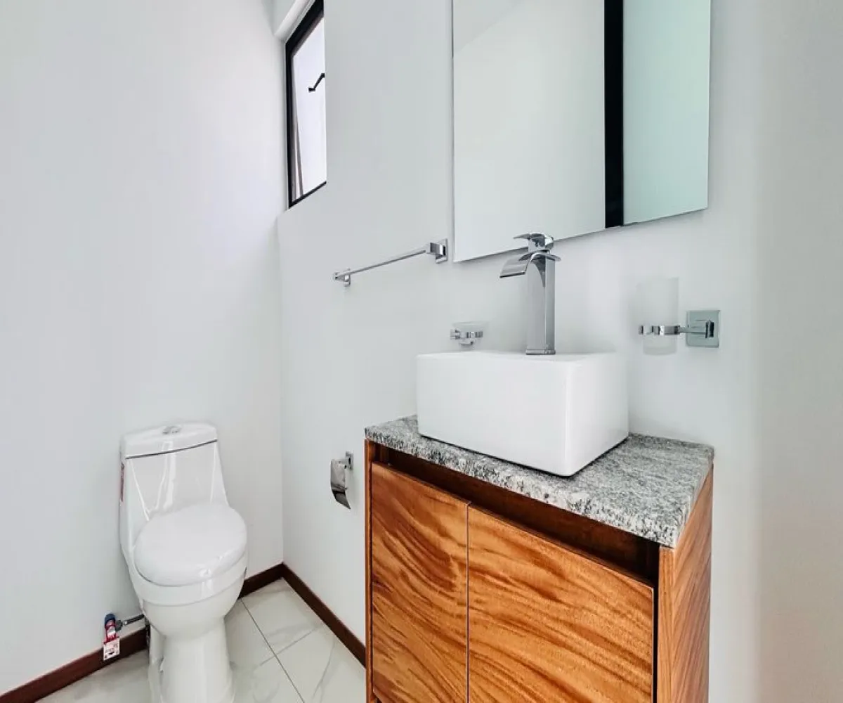 Casa En Venta,Zapopan,Paseo del norte 000, Zapopan, Jalisco 45134, 4 Habitaciones,4 Baños,Paseo del norte ,3,pZueYjp