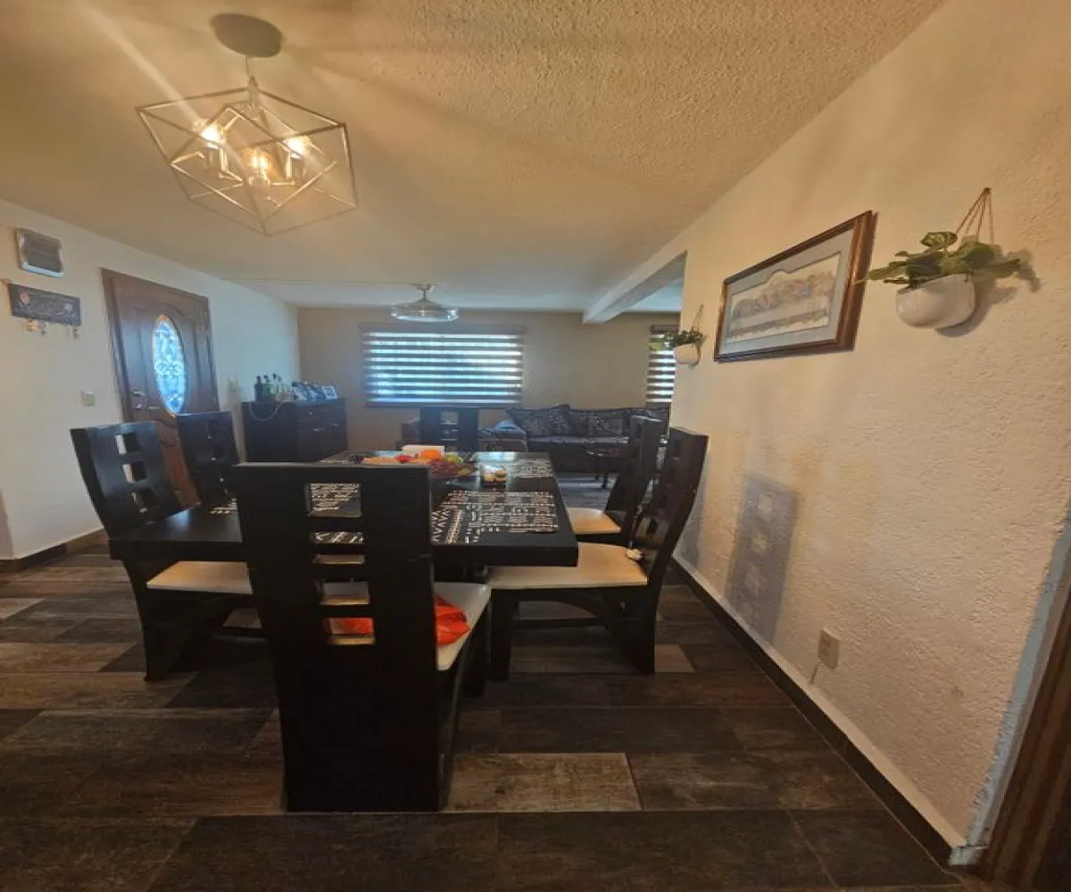 Casa En Venta,Santa Elena Estadio,Luis Manuel Rojas 646, Guadalajara, Jalisco 44230, 4 Habitaciones,2 Baños,Luis Manuel Rojas,2,pPED3hU