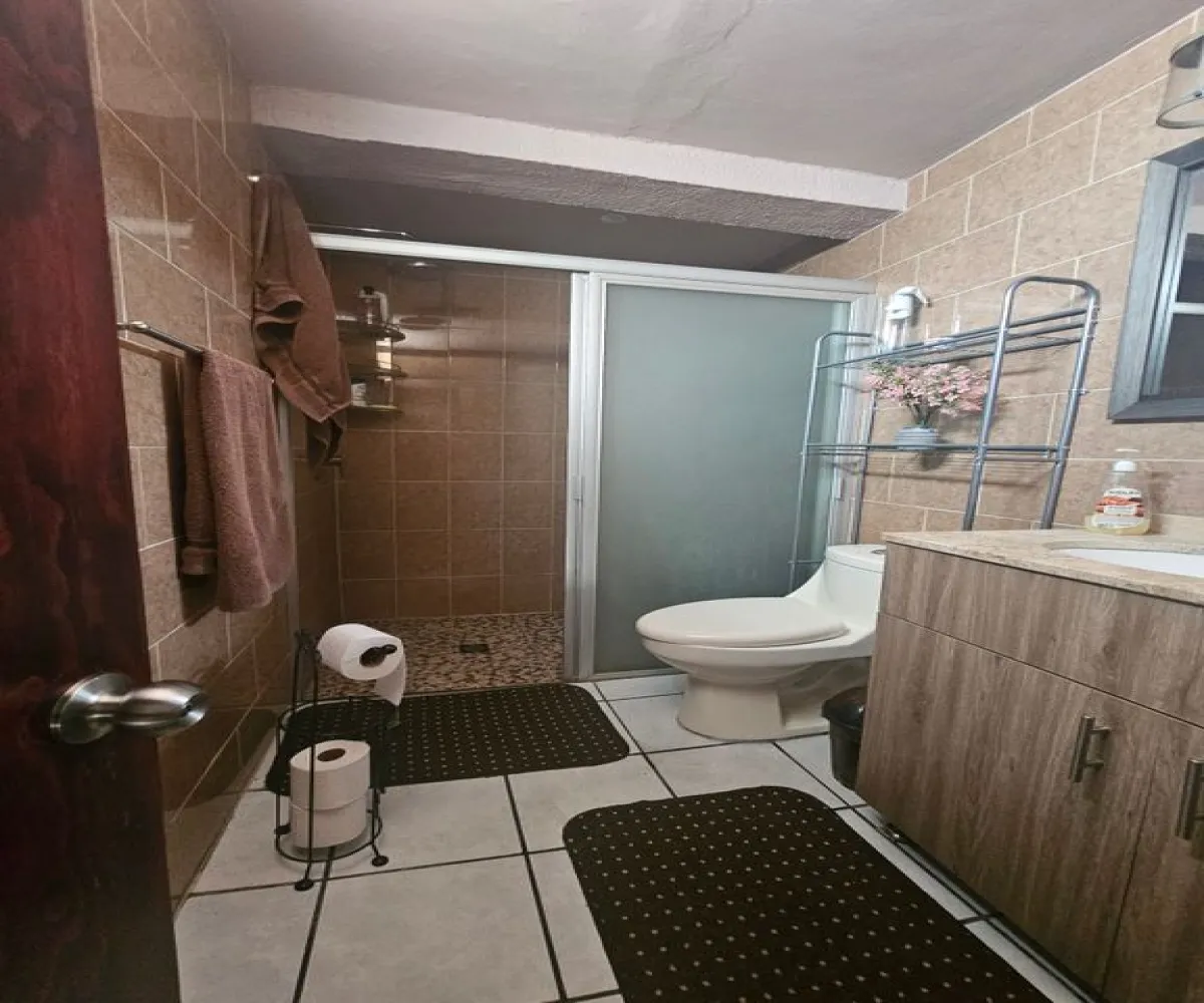 Casa En Venta,Santa Elena Estadio,Luis Manuel Rojas 646, Guadalajara, Jalisco 44230, 4 Habitaciones,2 Baños,Luis Manuel Rojas,2,pPED3hU