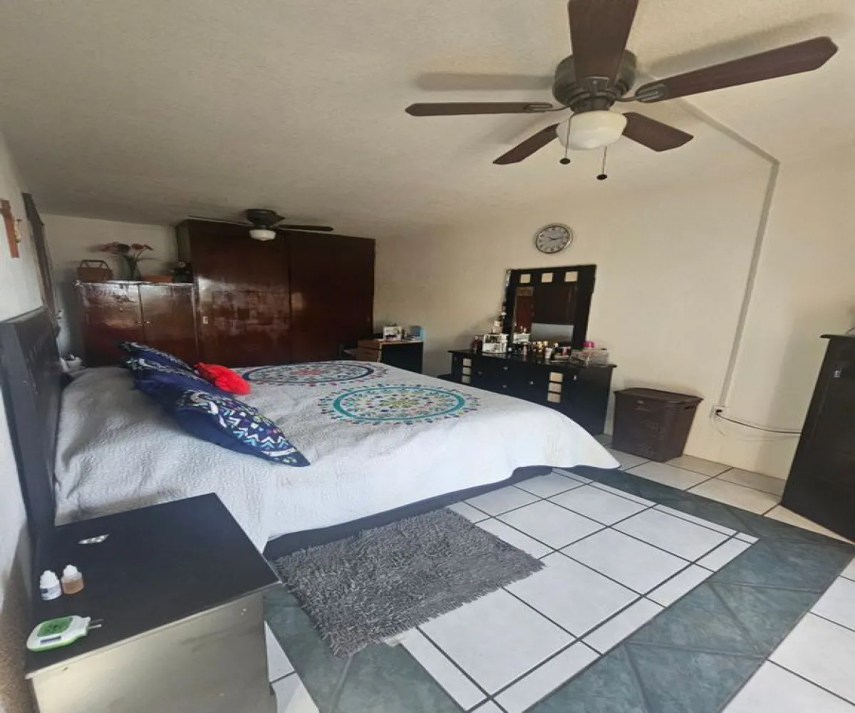 Casa En Venta,Santa Elena Estadio,Luis Manuel Rojas 646, Guadalajara, Jalisco 44230, 4 Habitaciones,2 Baños,Luis Manuel Rojas,2,pPED3hU