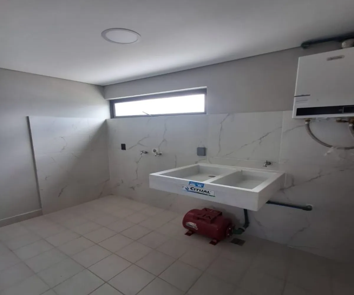 Casa En Venta,Solares Residencial,Paseo Altanza 2132 329, Zapopan, Jalisco 45134, 4 Habitaciones,4 Baños,Paseo Altanza,1,pHQ1uus