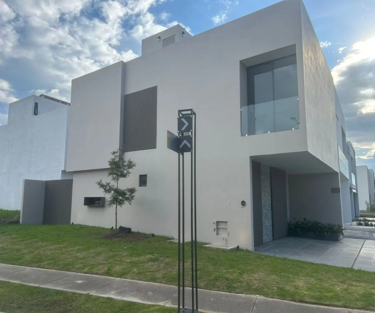 Casa En Venta,Solares Residencial,Paseo Altanza 2132 329, Zapopan, Jalisco 45134, 4 Habitaciones,4 Baños,Paseo Altanza,1,pHQ1uus