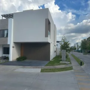 Casa En Venta,Solares Residencial,Paseo Altanza 2132 219, Zapopan, Jalisco 45134, 4 Habitaciones,4 Baños,Paseo Altanza,1,ppL9Uxz