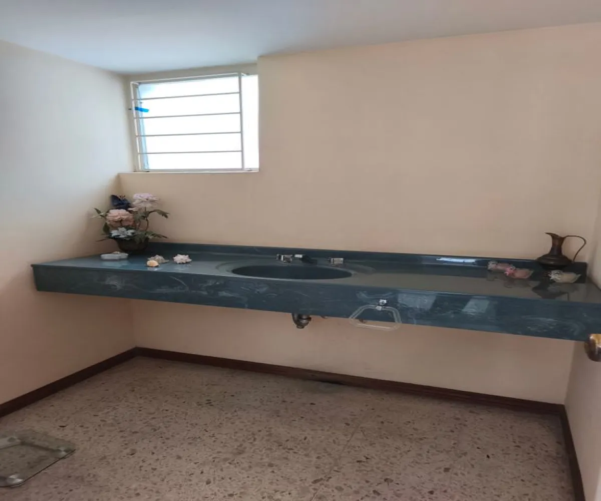 Casa En Venta,Providencia,Valparaíso 2432, Guadalajara, Jalisco 44630, 4 Habitaciones,3 Baños,Valparaíso,1,pXI7bUT