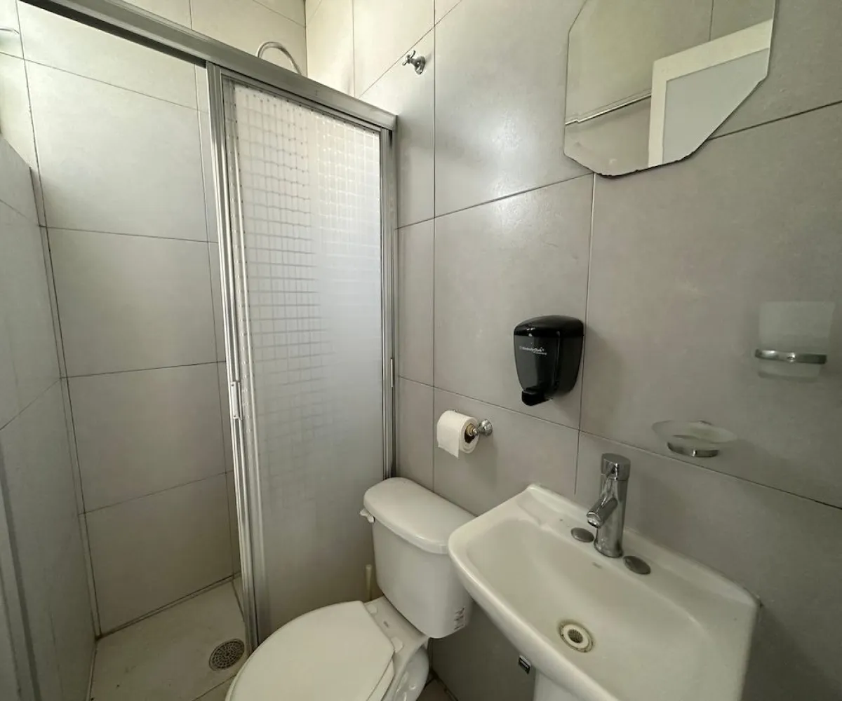 Casa En Venta,La moraleja ,Buena Vista 1125 412, Zapopan, Jalisco 45134, 3 Habitaciones,2 Baños,Buena Vista ,1,p0GA5I9