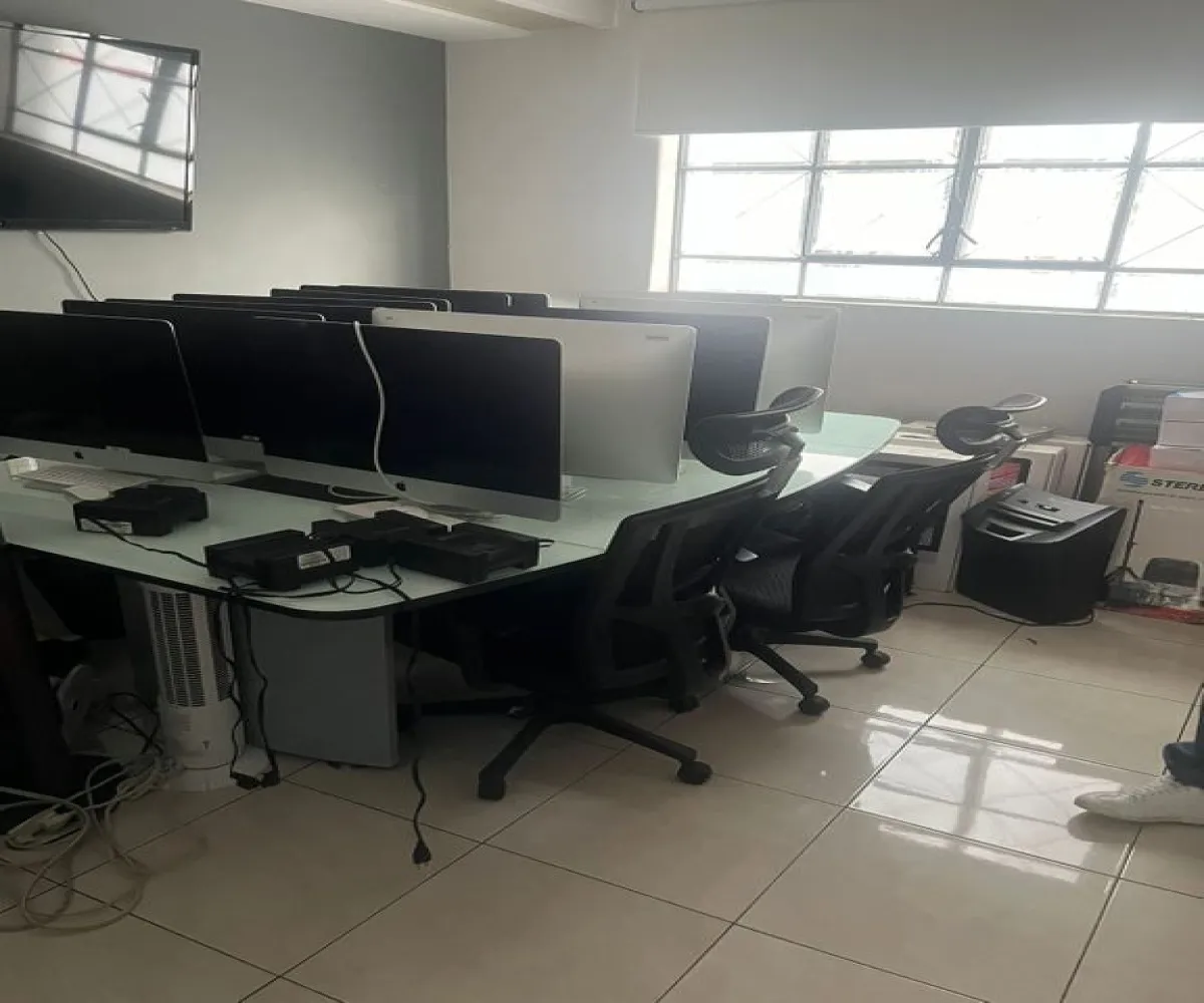 Casa En Venta,Moderna,Calle Francia 1551, Guadalajara, Jalisco 44190, 11 Habitaciones,2 Baños,Calle Francia,3,pscMWTE