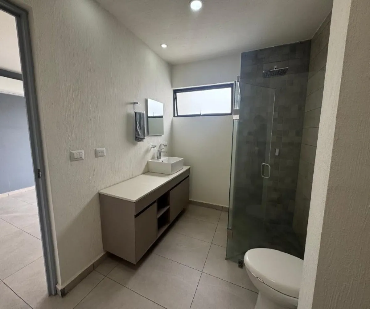 Casa En Venta,Alva Residencial ,Paseo del alva 1192 77, Zapopan, Jalisco 45134, 3 Habitaciones,2 Baños,Paseo del alva,2,pQ0Q7Vy