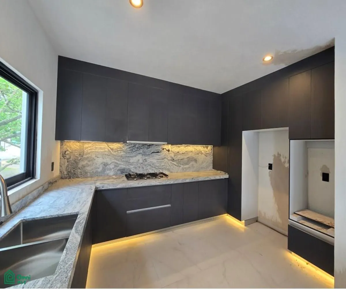 Casa En Venta,Ciudad Bugambilia,Av. Del Reno Poniente 10, Zapopan, Jalisco 45237, 4 Habitaciones,4 Baños,Av. Del Reno Poniente,2,MX25967769