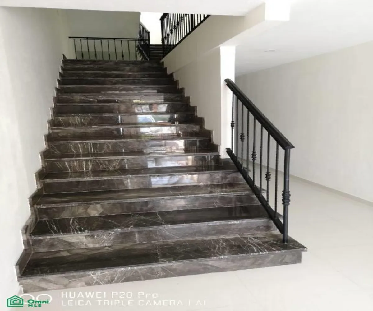 Oficina En Renta,Zapopan Centro,Av. Hidalgo 279 Planta Baja 166m2, Zapopan, Jalisco 45100,Av. Hidalgo,MX25969675