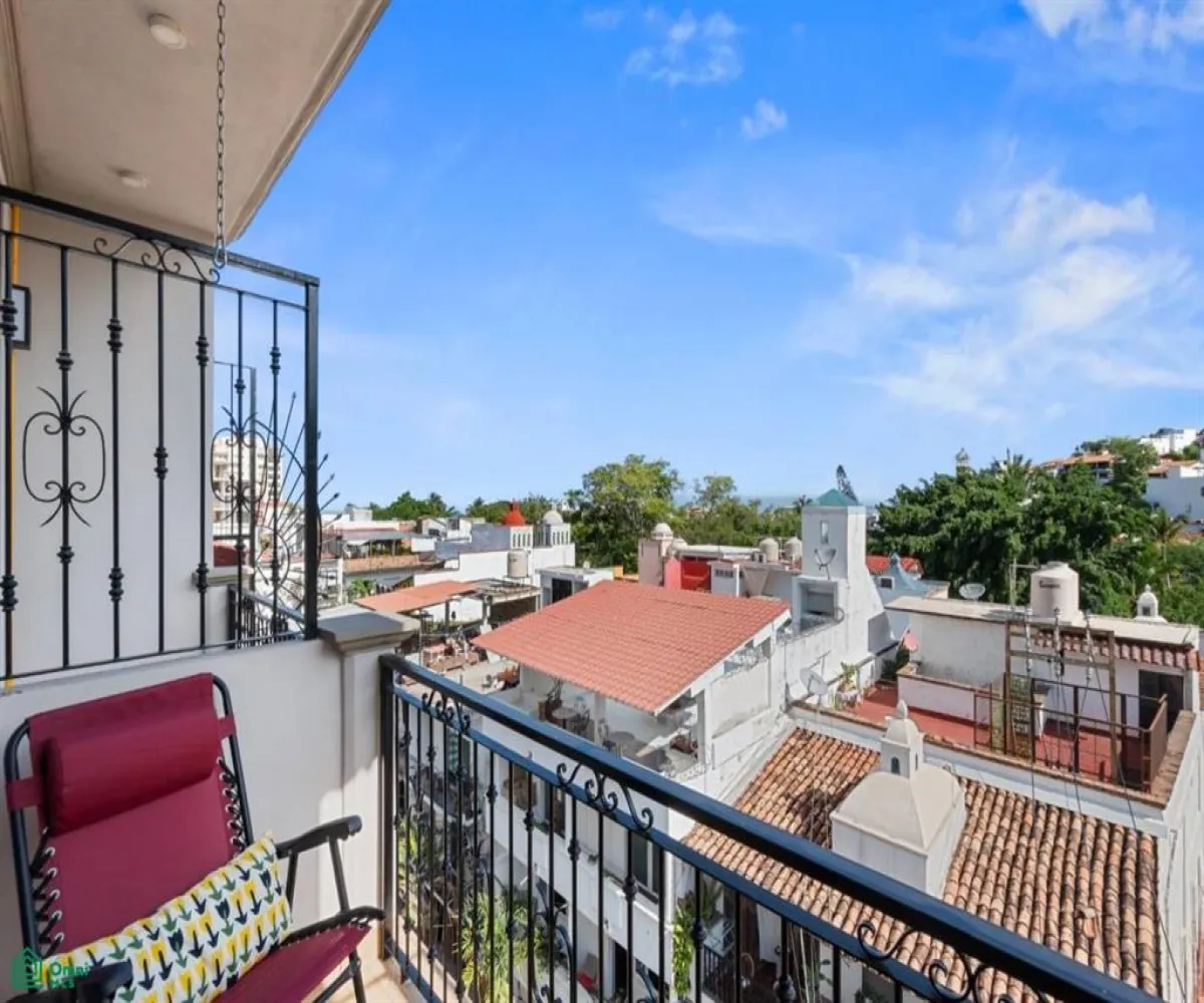 Departamento En Venta,Emiliano Zapata,Aquiles Serdán 374, Puerto Vallarta, Jalisco 48380, 1 Cuarto,1 Baño,Aquiles Serdán,3,MX25970027
