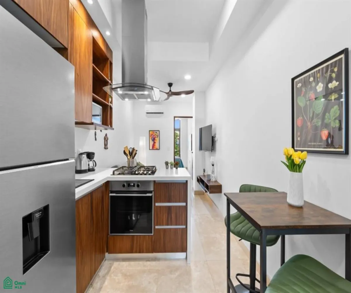 Departamento En Venta,Emiliano Zapata,Aquiles Serdán 374, Puerto Vallarta, Jalisco 48380, 1 Cuarto,1 Baño,Aquiles Serdán,3,MX25970027