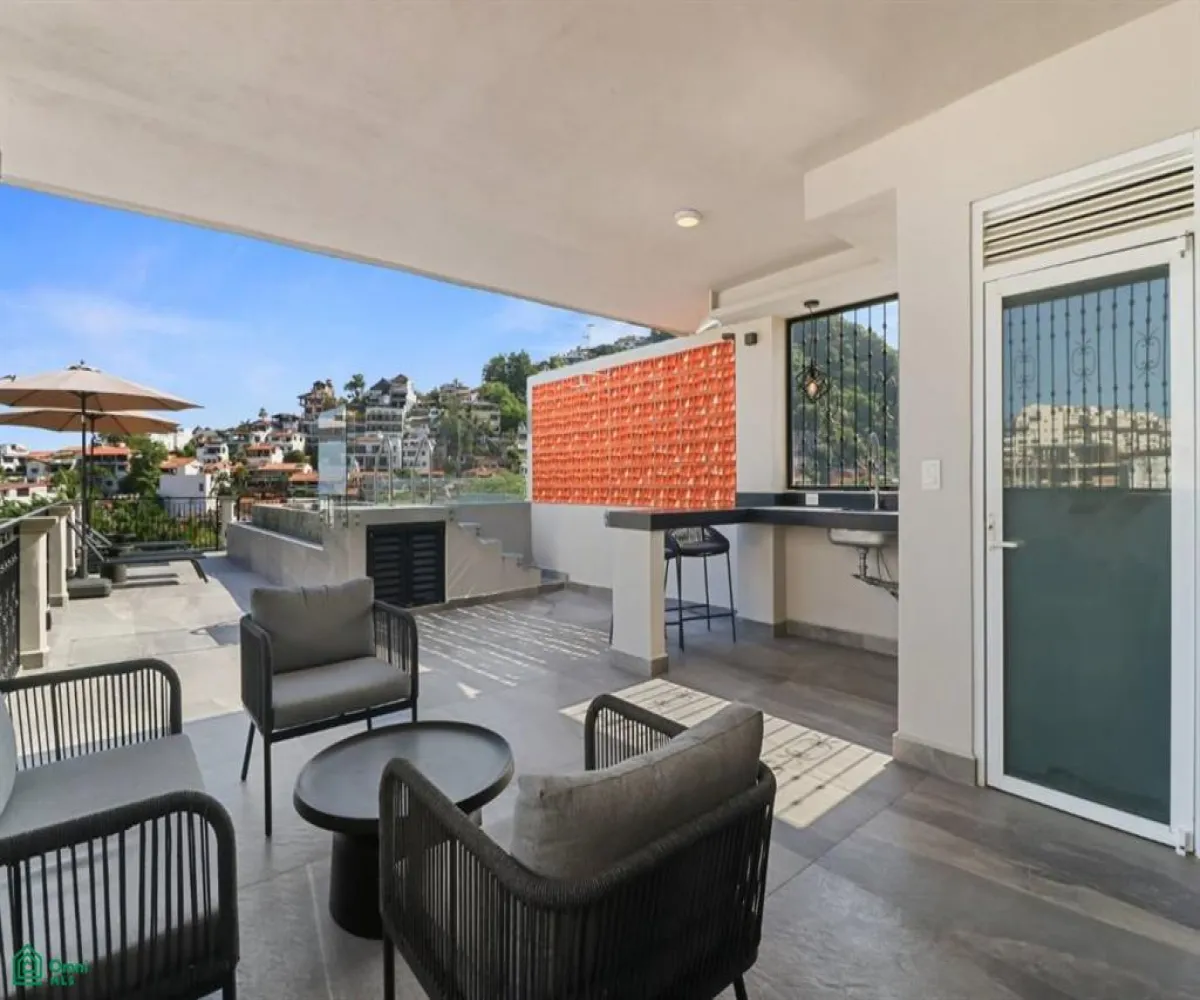 Departamento En Venta,Emiliano Zapata,Aquiles Serdán 374, Puerto Vallarta, Jalisco 48380, 1 Cuarto,1 Baño,Aquiles Serdán,3,MX25970027