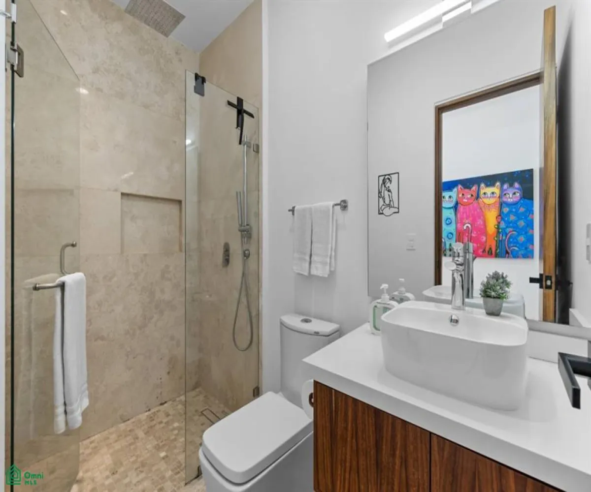 Departamento En Venta,Emiliano Zapata,Aquiles Serdán 374, Puerto Vallarta, Jalisco 48380, 1 Cuarto,1 Baño,Aquiles Serdán,3,MX25970027