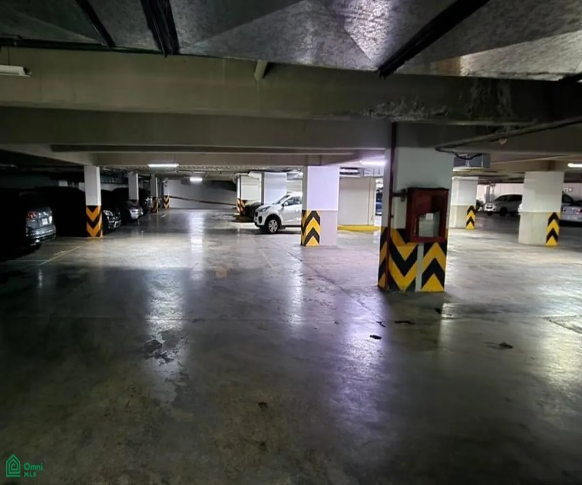 Departamento En Venta,Puerta de Hierro,P.º de los Virreyes 180, Zapopan, Jalisco 45116, 1 Cuarto,3 Baños,P.º de los Virreyes,3,MX25971214