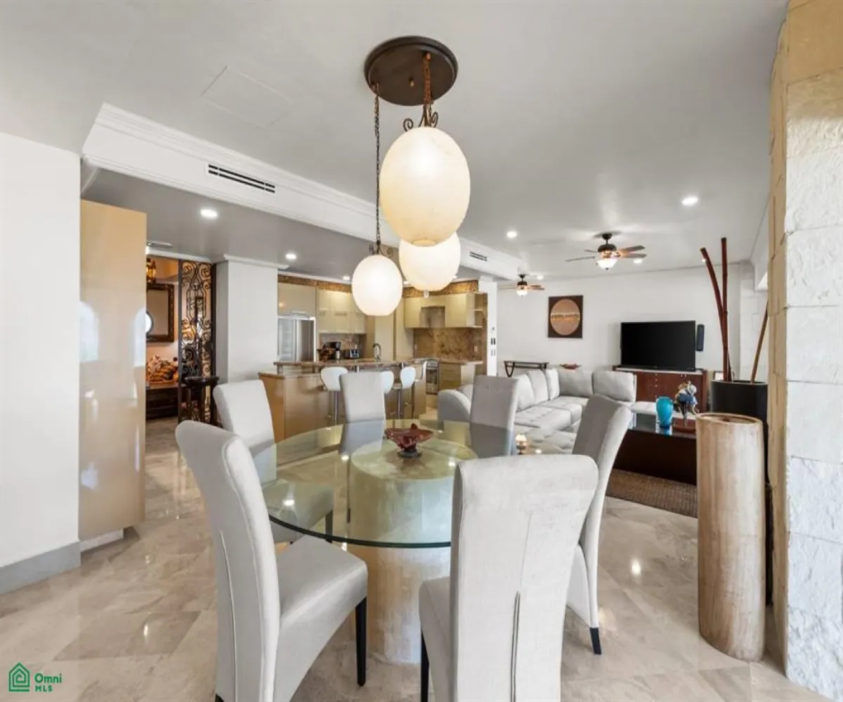 Departamento En Venta,Marina Vallarta,Paseo de la marina #655 INT 1501, Puerto Vallarta, Jalisco 48354, 4 Habitaciones,4 Baños,Paseo de la marina,1,MX25971937