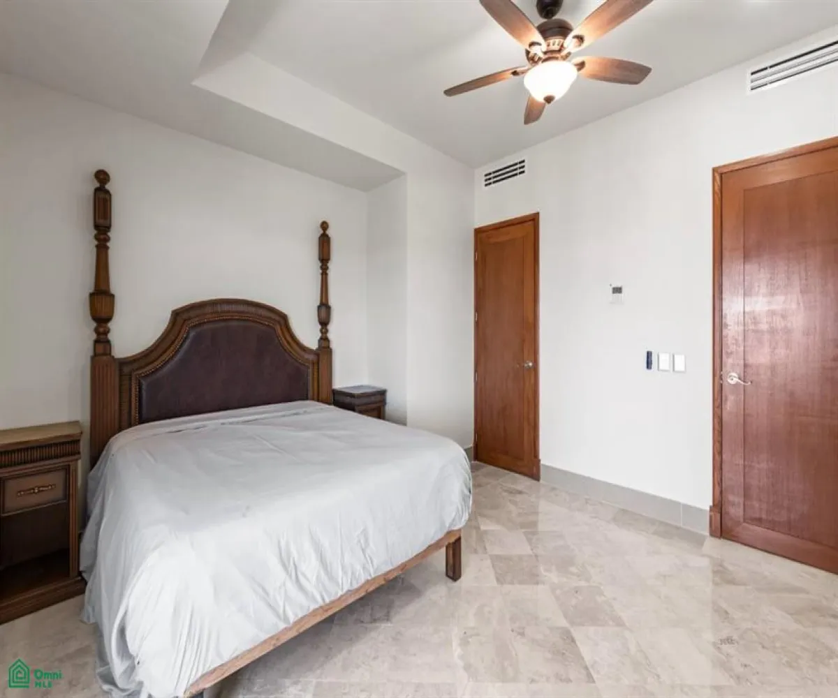 Departamento En Venta,Marina Vallarta,Paseo de la marina #655 INT 1501, Puerto Vallarta, Jalisco 48354, 4 Habitaciones,4 Baños,Paseo de la marina,1,MX25971937