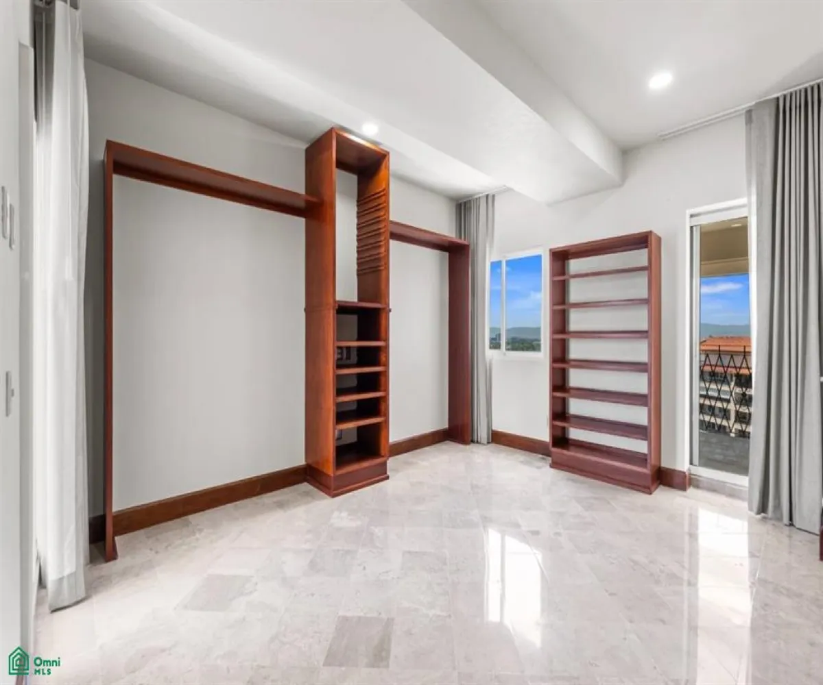 Departamento En Venta,Marina Vallarta,Paseo de la marina #655 INT 1501, Puerto Vallarta, Jalisco 48354, 4 Habitaciones,4 Baños,Paseo de la marina,1,MX25971937