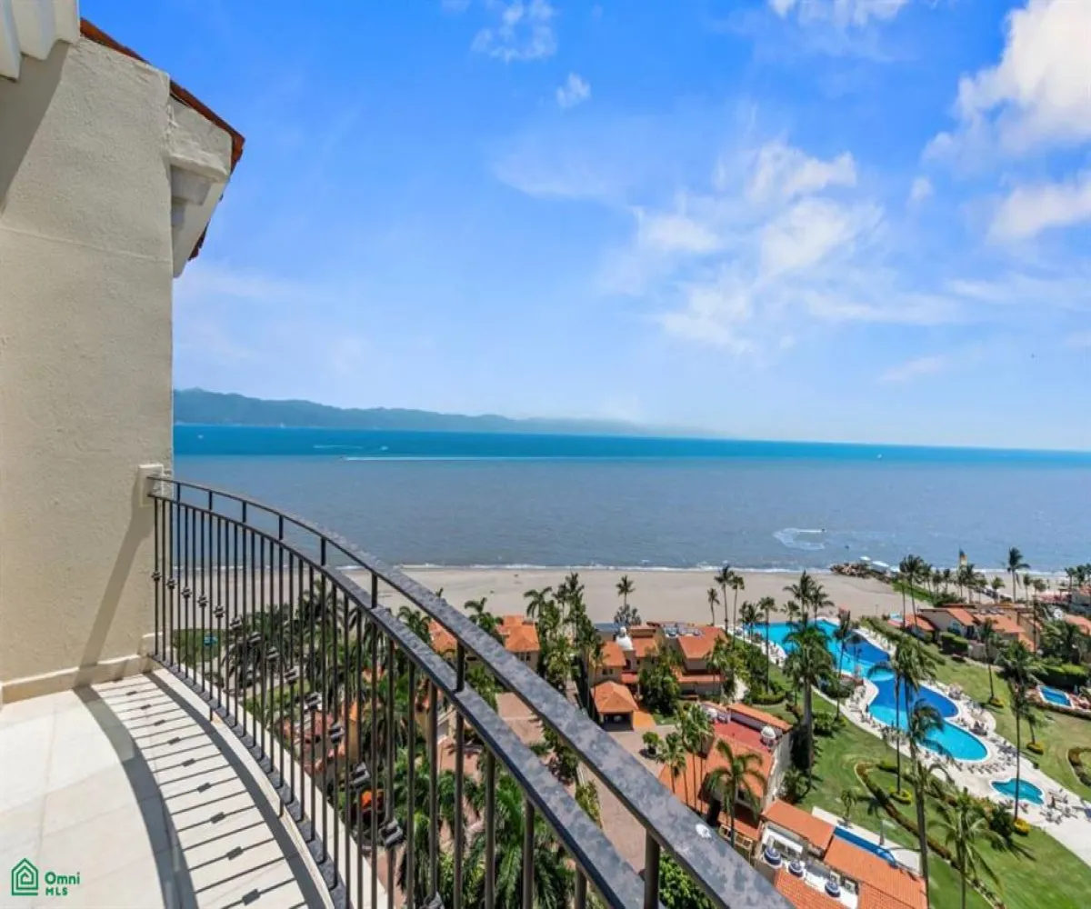 Departamento En Venta,Marina Vallarta,Paseo de la marina #655 INT 1501, Puerto Vallarta, Jalisco 48354, 4 Habitaciones,4 Baños,Paseo de la marina,1,MX25971937