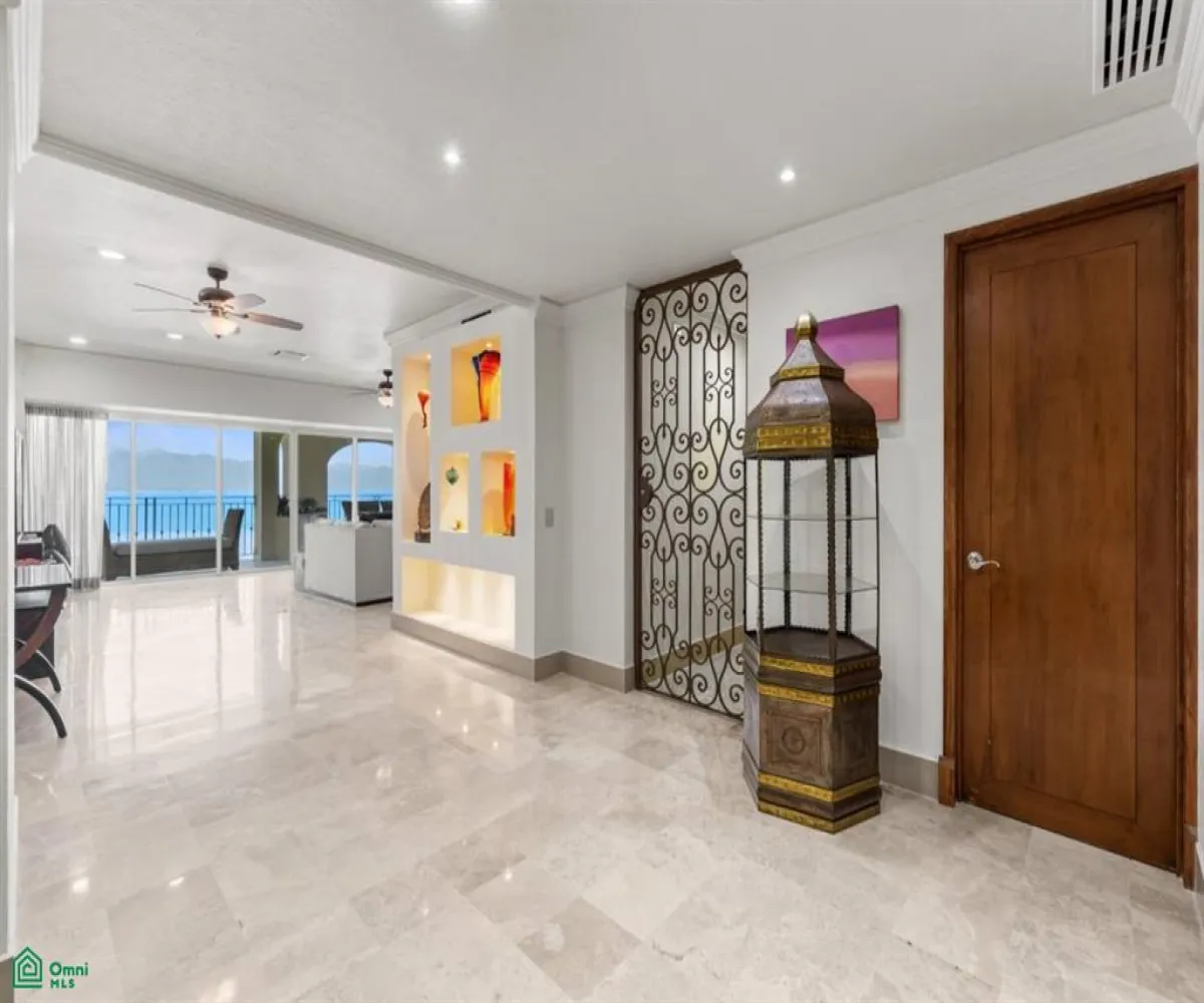 Departamento En Venta,Marina Vallarta,Paseo de la marina #655 INT 1501, Puerto Vallarta, Jalisco 48354, 4 Habitaciones,4 Baños,Paseo de la marina,1,MX25971937