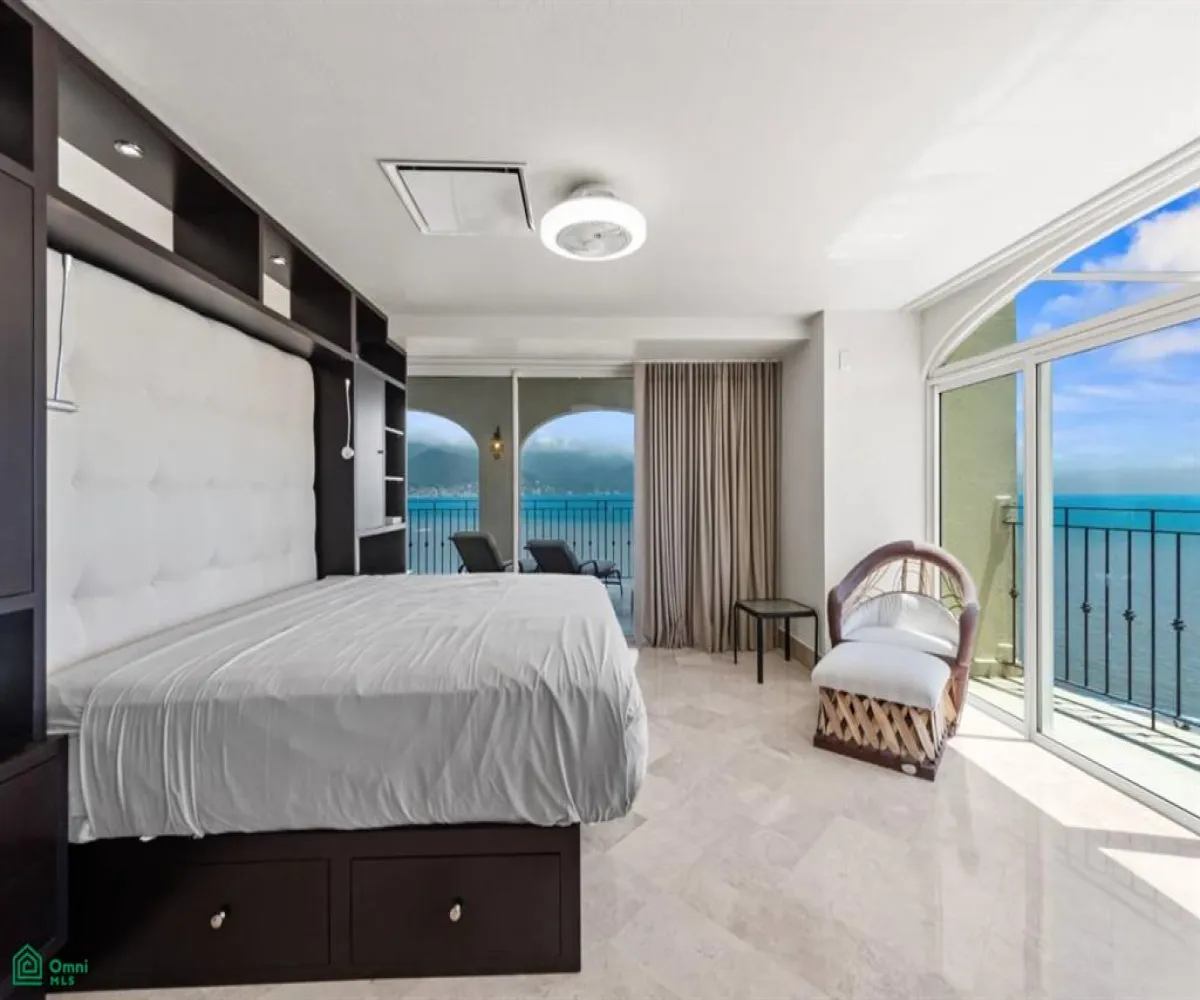 Departamento En Venta,Marina Vallarta,Paseo de la marina #655 INT 1501, Puerto Vallarta, Jalisco 48354, 4 Habitaciones,4 Baños,Paseo de la marina,1,MX25971937