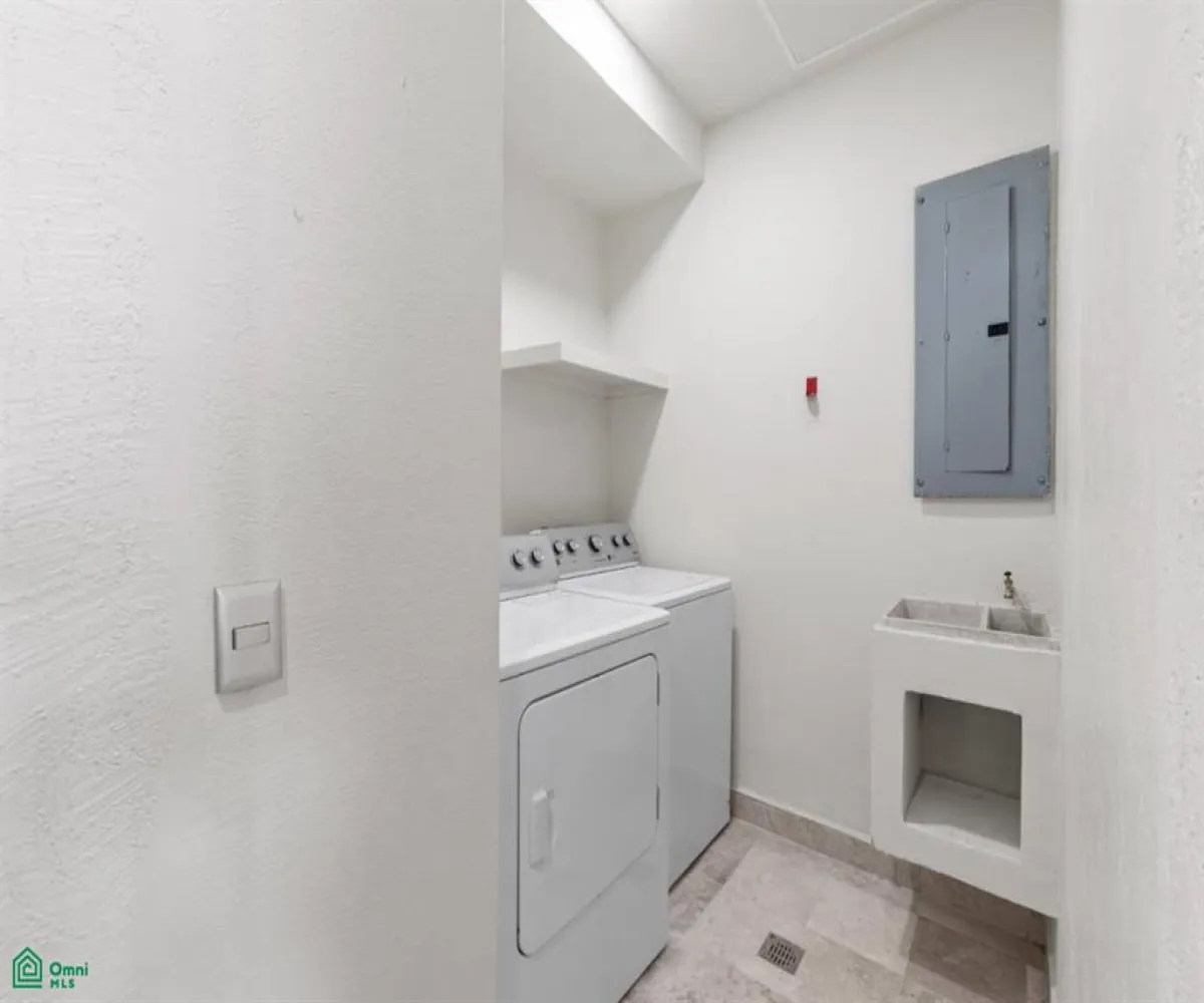 Departamento En Venta,Marina Vallarta,Paseo de la marina #655 INT 1501, Puerto Vallarta, Jalisco 48354, 4 Habitaciones,4 Baños,Paseo de la marina,1,MX25971937