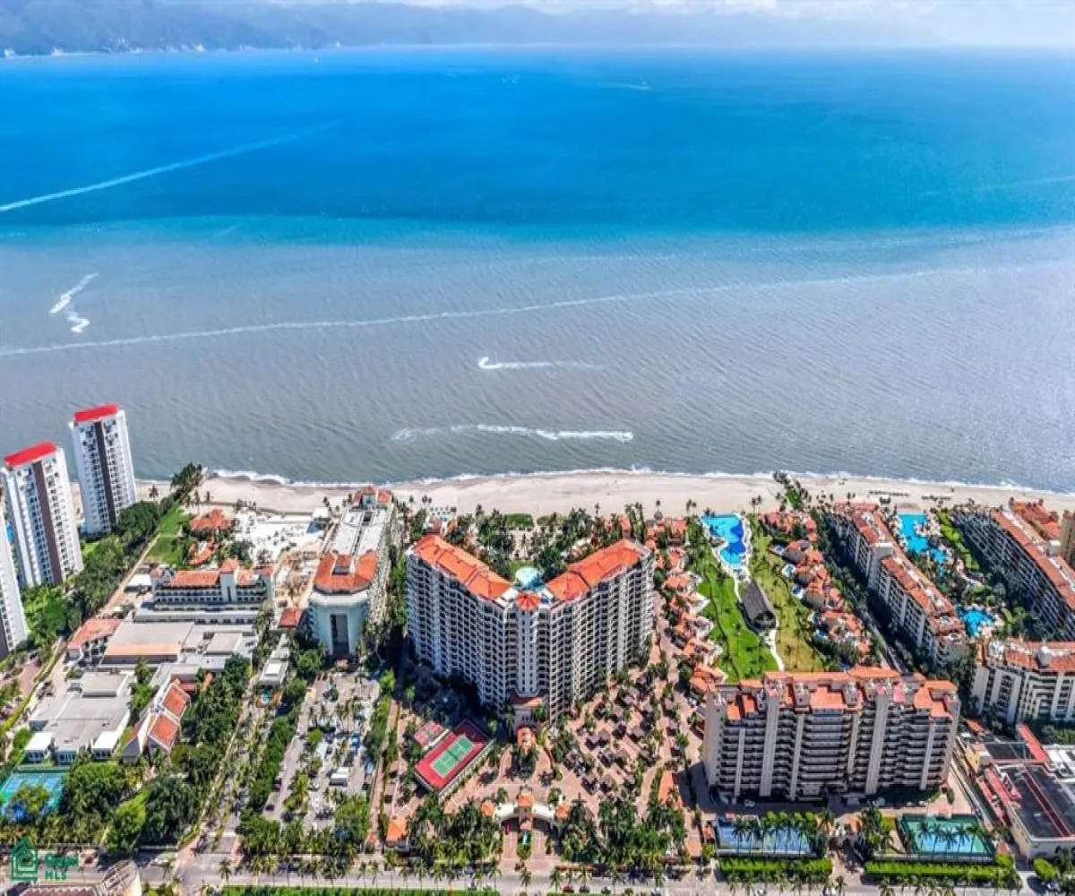 Departamento En Venta,Marina Vallarta,Paseo de la marina #655 INT 1501, Puerto Vallarta, Jalisco 48354, 4 Habitaciones,4 Baños,Paseo de la marina,1,MX25971937