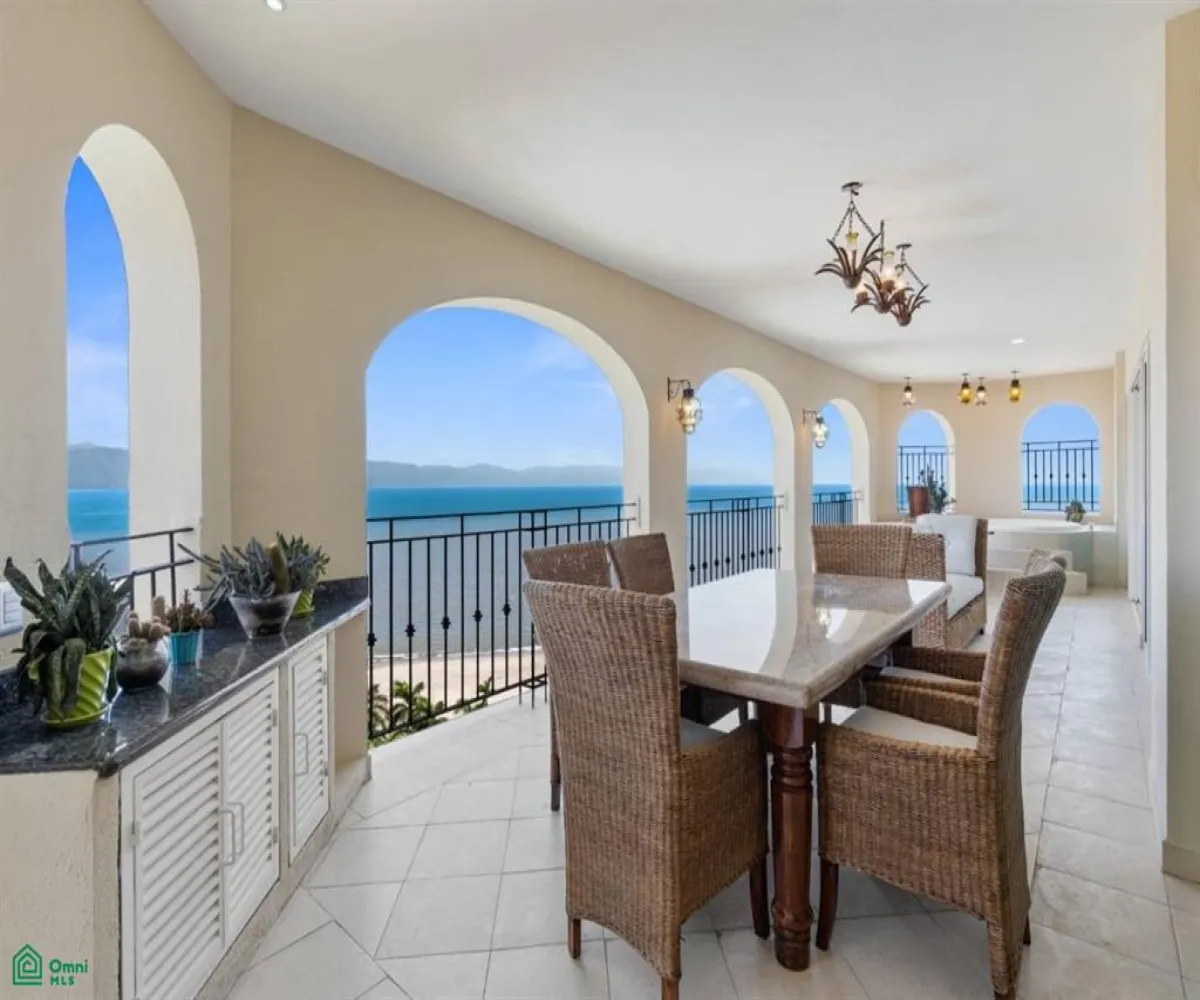 Departamento En Venta,Marina Vallarta,Paseo de la marina #655 INT 1501, Puerto Vallarta, Jalisco 48354, 4 Habitaciones,4 Baños,Paseo de la marina,1,MX25971937