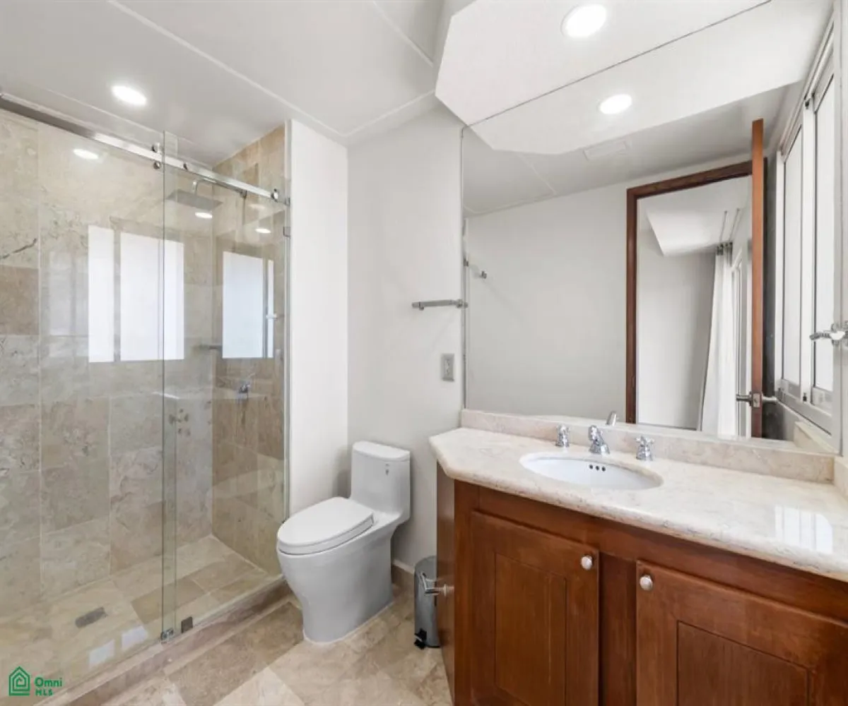 Departamento En Venta,Marina Vallarta,Paseo de la marina #655 INT 1501, Puerto Vallarta, Jalisco 48354, 4 Habitaciones,4 Baños,Paseo de la marina,1,MX25971937