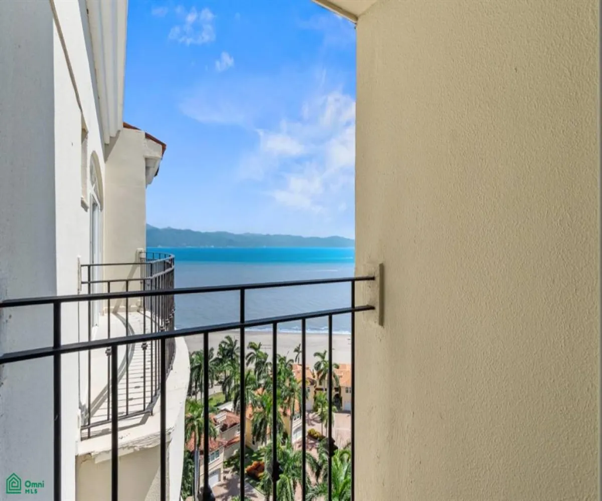 Departamento En Venta,Marina Vallarta,Paseo de la marina #655 INT 1501, Puerto Vallarta, Jalisco 48354, 4 Habitaciones,4 Baños,Paseo de la marina,1,MX25971937