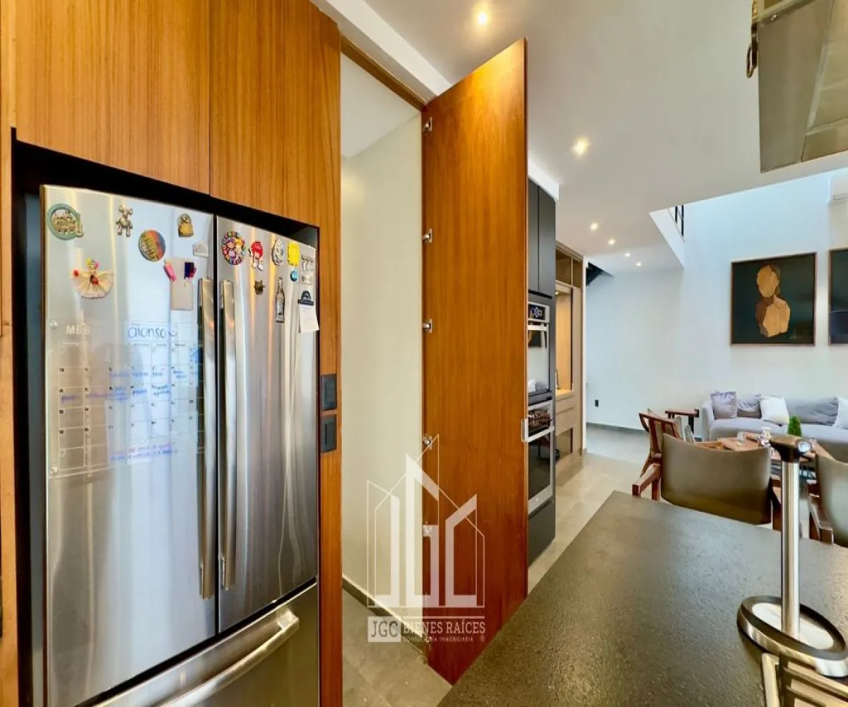 Casa En Venta,Los Gavilanes,Haro 699, Tlajomulco de Zúñiga, Jalisco 45645, 4 Habitaciones,4 Baños,Haro,2,p8rVAWQ